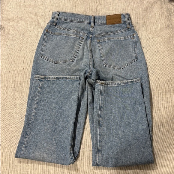 Madewell Perfect Vintage Straight Jean - Picture 5 of 8